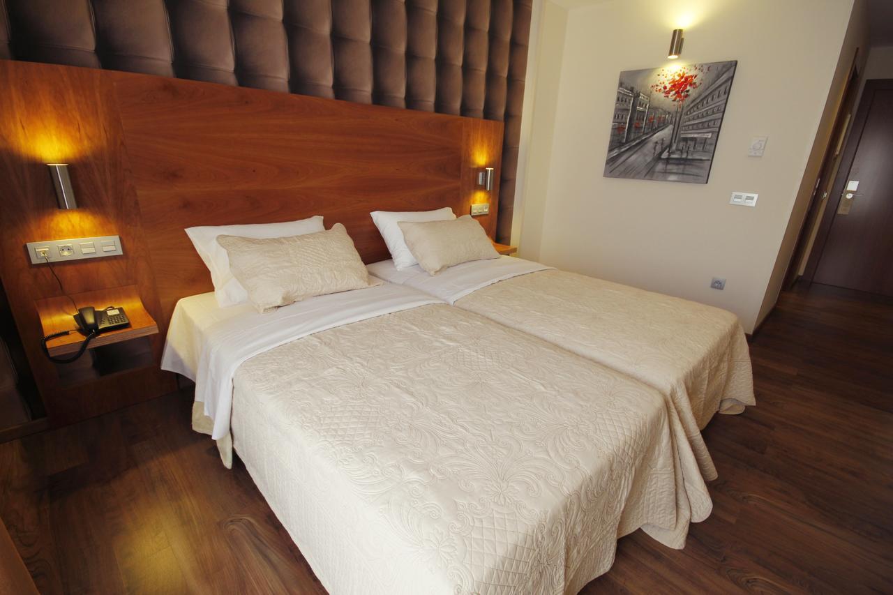Hotel Boutique Villa Erina By Bossh Hotels - Adults Recommended Manilva Eksteriør bilde