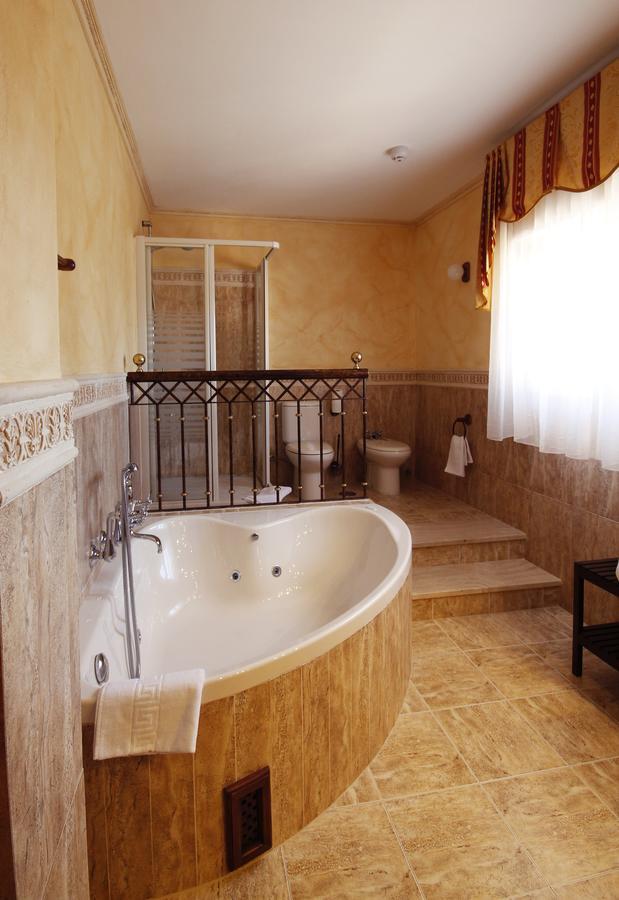 Hotel Boutique Villa Erina By Bossh Hotels - Adults Recommended Manilva Eksteriør bilde